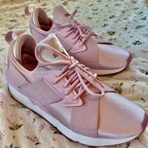 Puma Trainers - Size 8